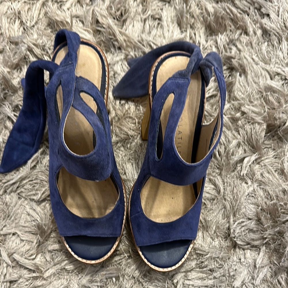 Very Volatile Rissa Heels in Blue - Picture 11 of 11